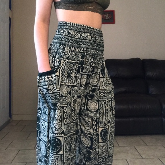Pants - Genie pants w/ pockets